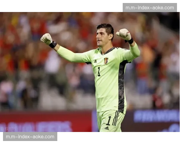 库尔图瓦门线技术依旧顶级 将成为皇马防线最后定海神针